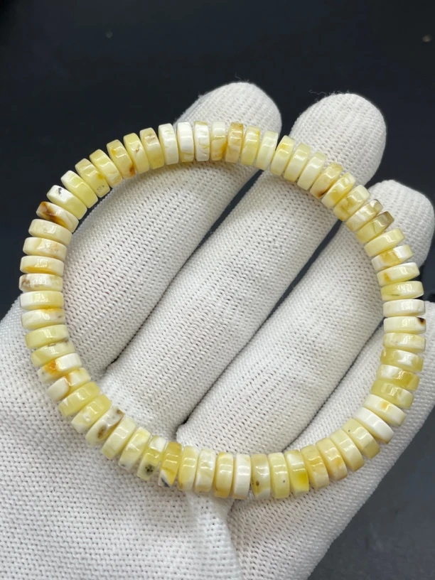 原矿蜜蜡俄料瓷白杂手串7mm