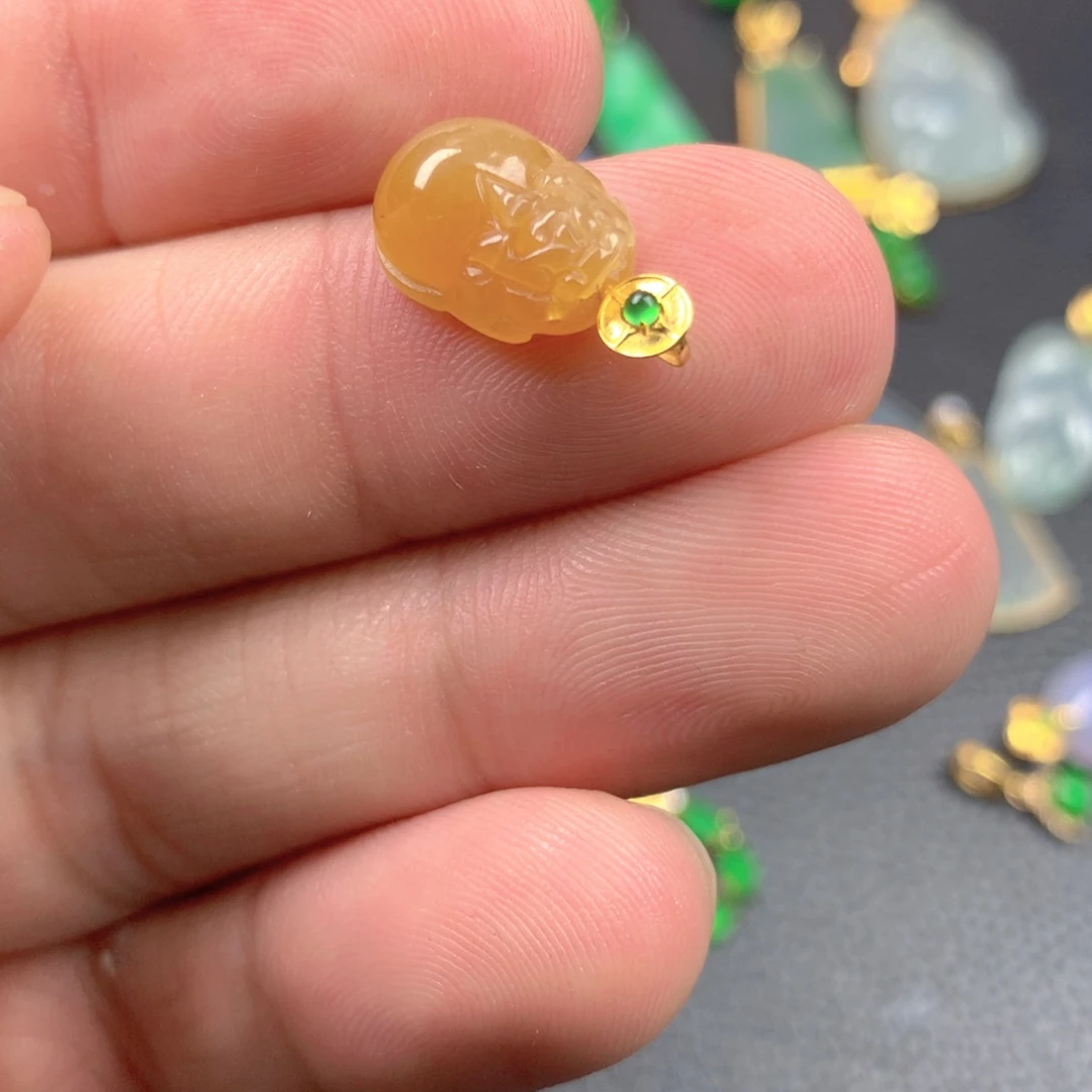 【闪购商品】翡翠18K金镶嵌颈饰翡翠