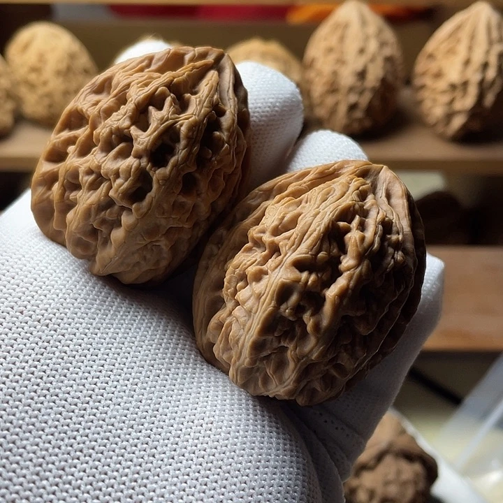 吊坠文玩核桃红锦鲤狮子头43