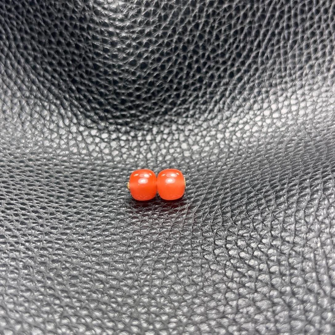 南红玛瑙卡9水红一对未镶嵌