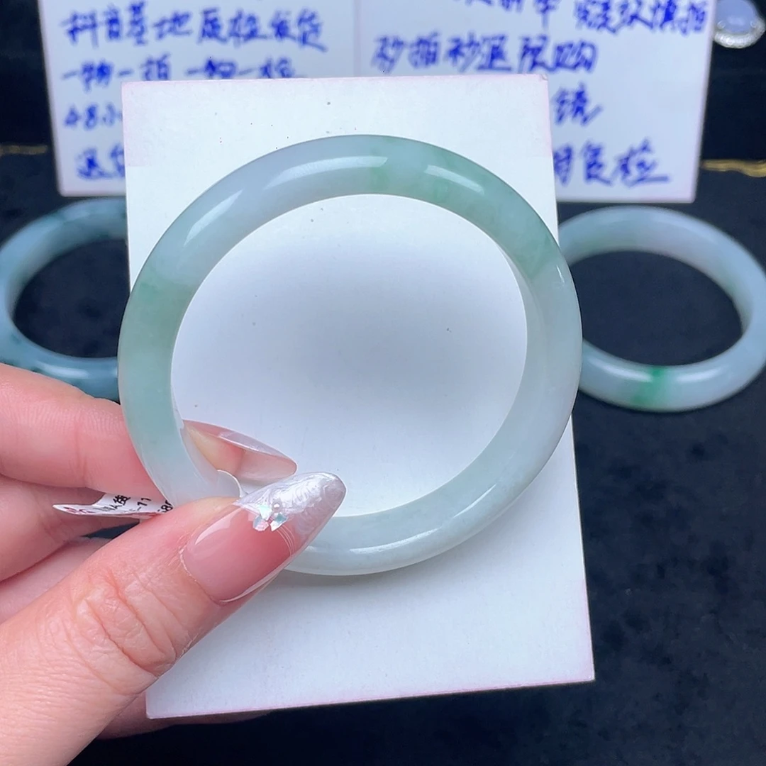 翡翠未镶嵌手镯025