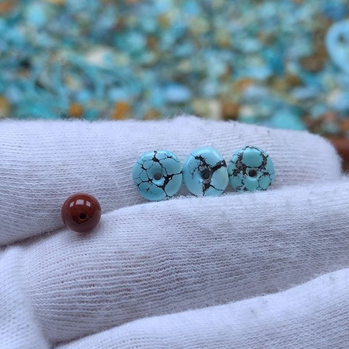 南红玛瑙未镶嵌珠宝奇石