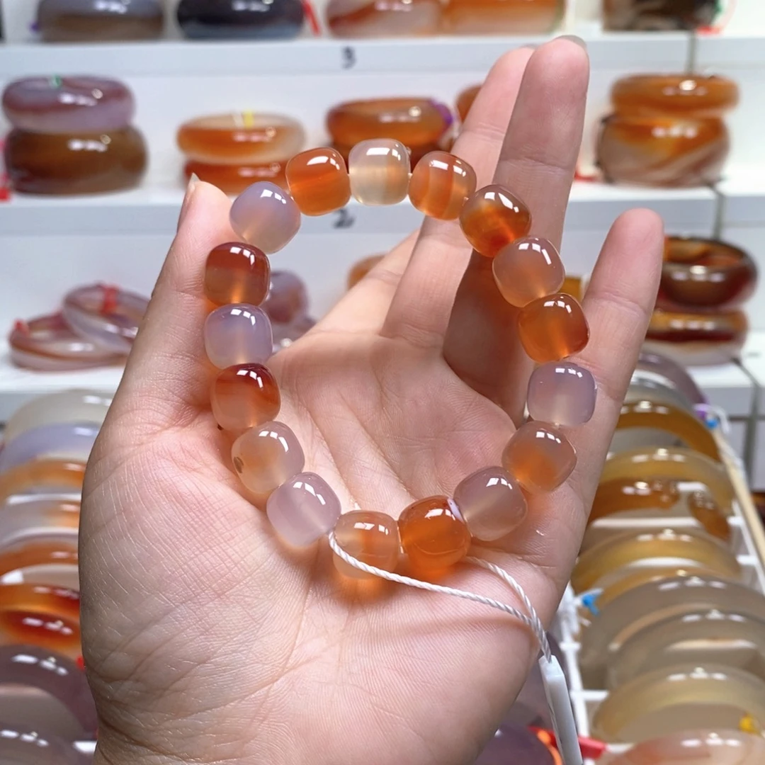 玛瑙/玉髓手镯未镶嵌