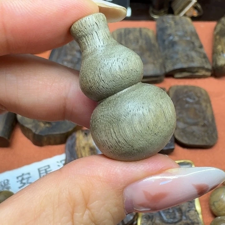 大叶紫檀（黑酸枝木类）