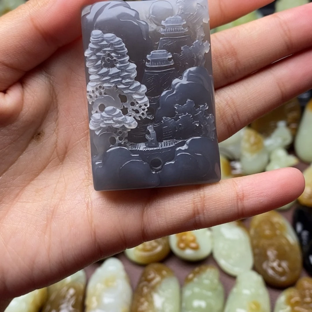 项链未镶嵌和田玉（糖玉）