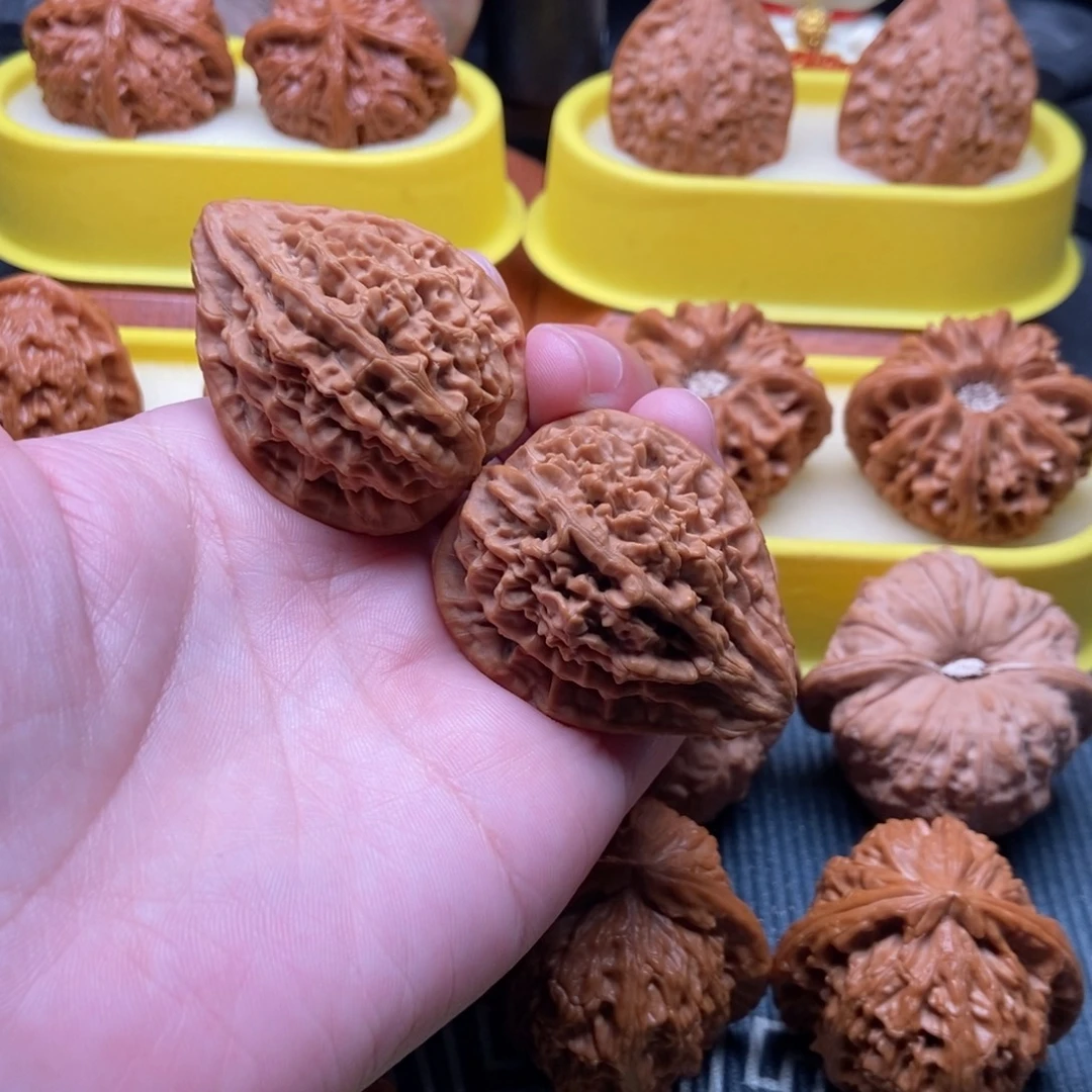 文玩核桃吊坠秦鸡