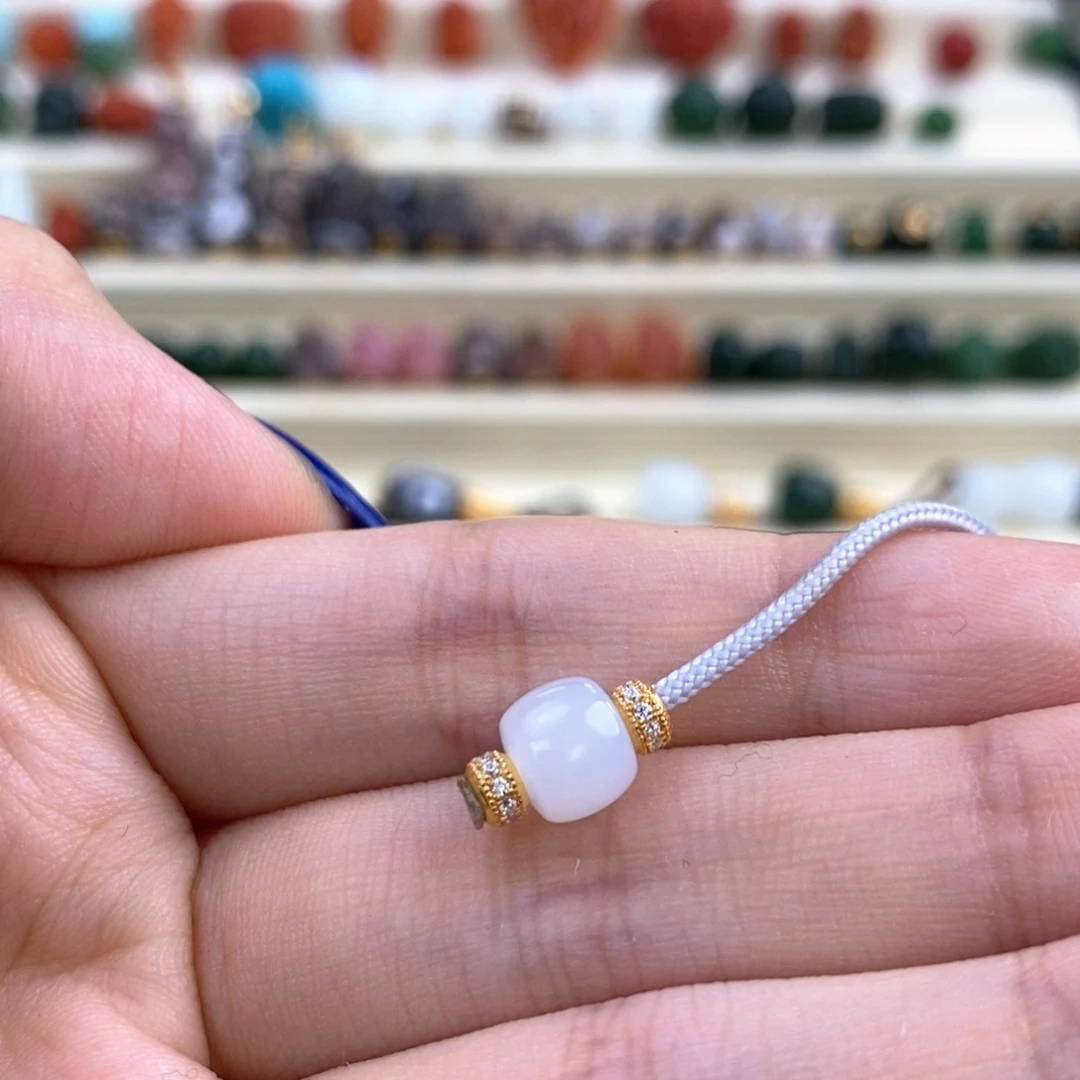 和田玉18K金镶嵌颈饰