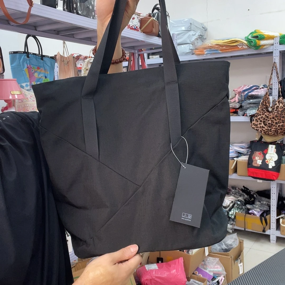 PU化妆包等产品和产品