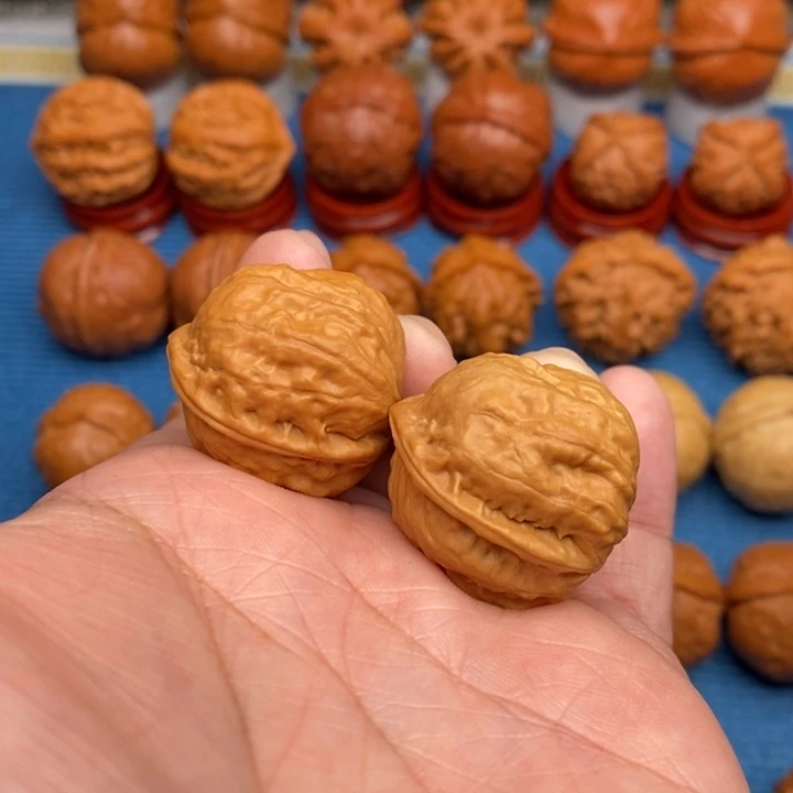 文玩核桃把件金蟾