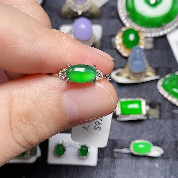 翡翠戒指银S925镶嵌