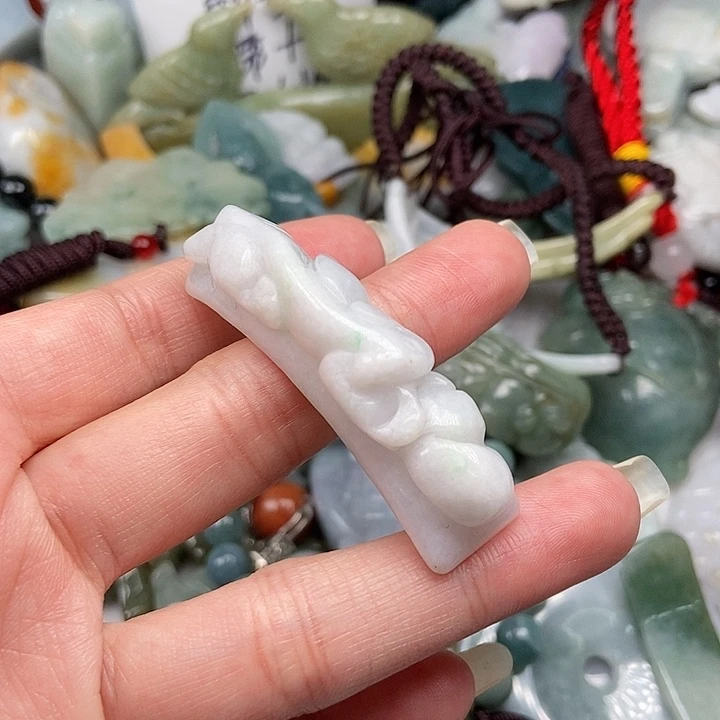 未镶嵌挂件翡翠翡翠