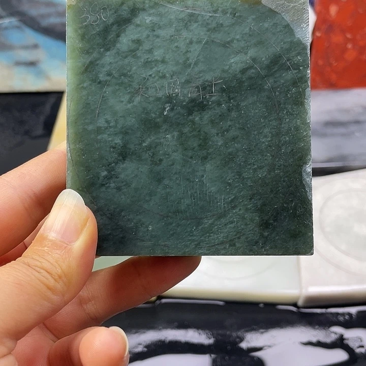 和田玉未镶嵌手镯定制