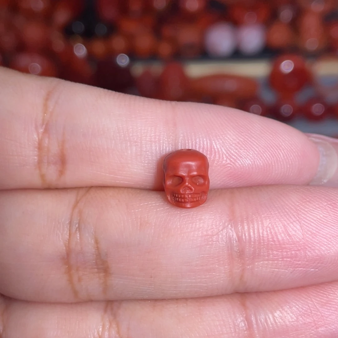 南红玛瑙未镶嵌骷髅头卡7×8
