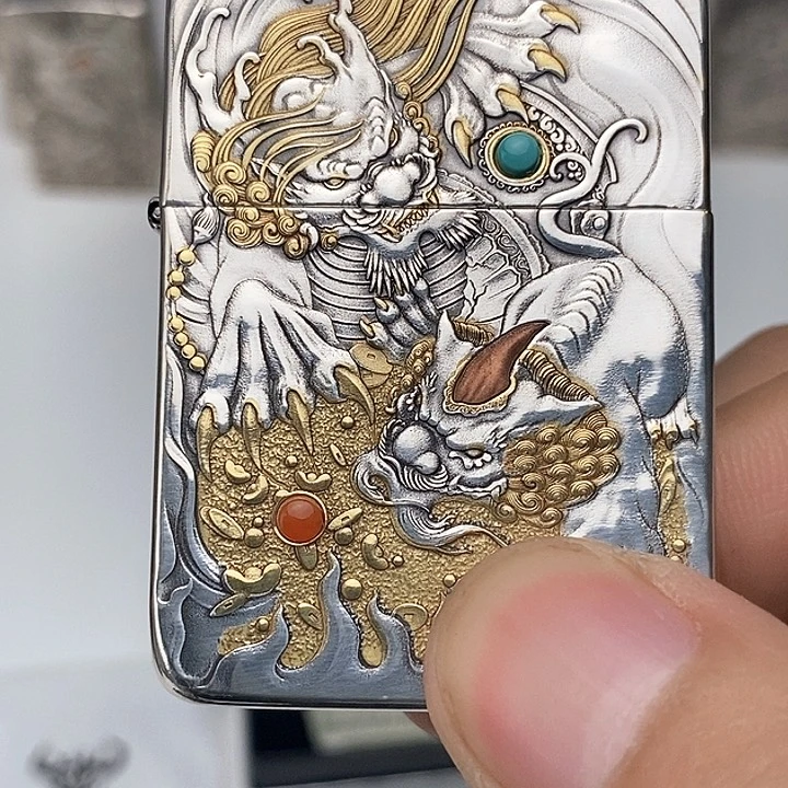 以****?黄铜时刻经雕工艺品