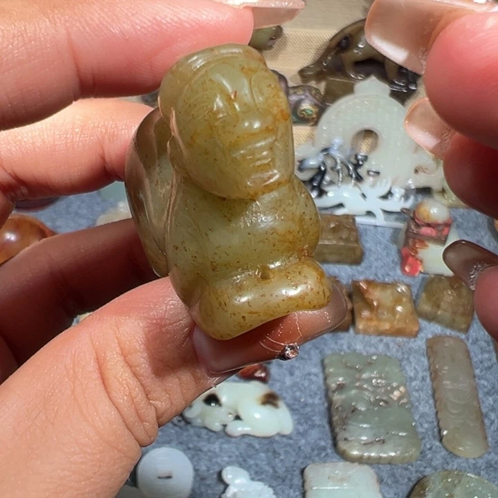 未镶嵌和田玉挂件