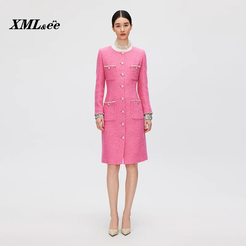 XMLee艾米尔 玫粉色重工钉珠中长款小香风外套 X411L4314