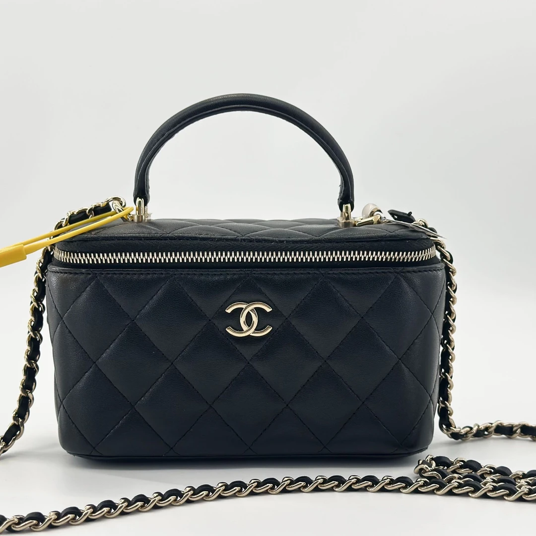 99新 Chanel/香奈儿 21K黑金羊皮化妆盒子包