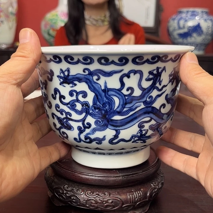 瓷摆件青花龙纹碗．．