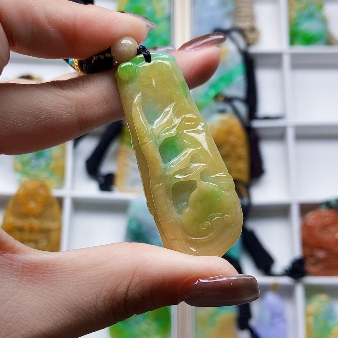 定制翡翠未镶嵌天然翡翠A货