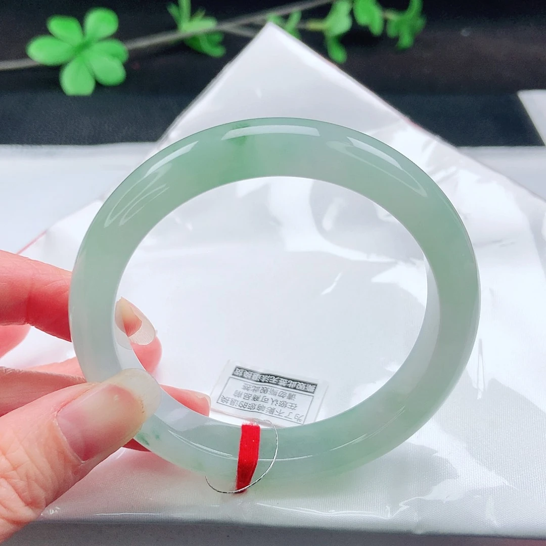 未镶嵌手镯翡翠60圈