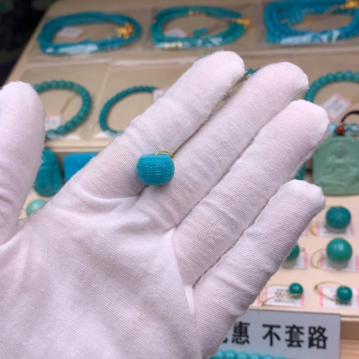 未镶嵌绿松石珠宝奇石