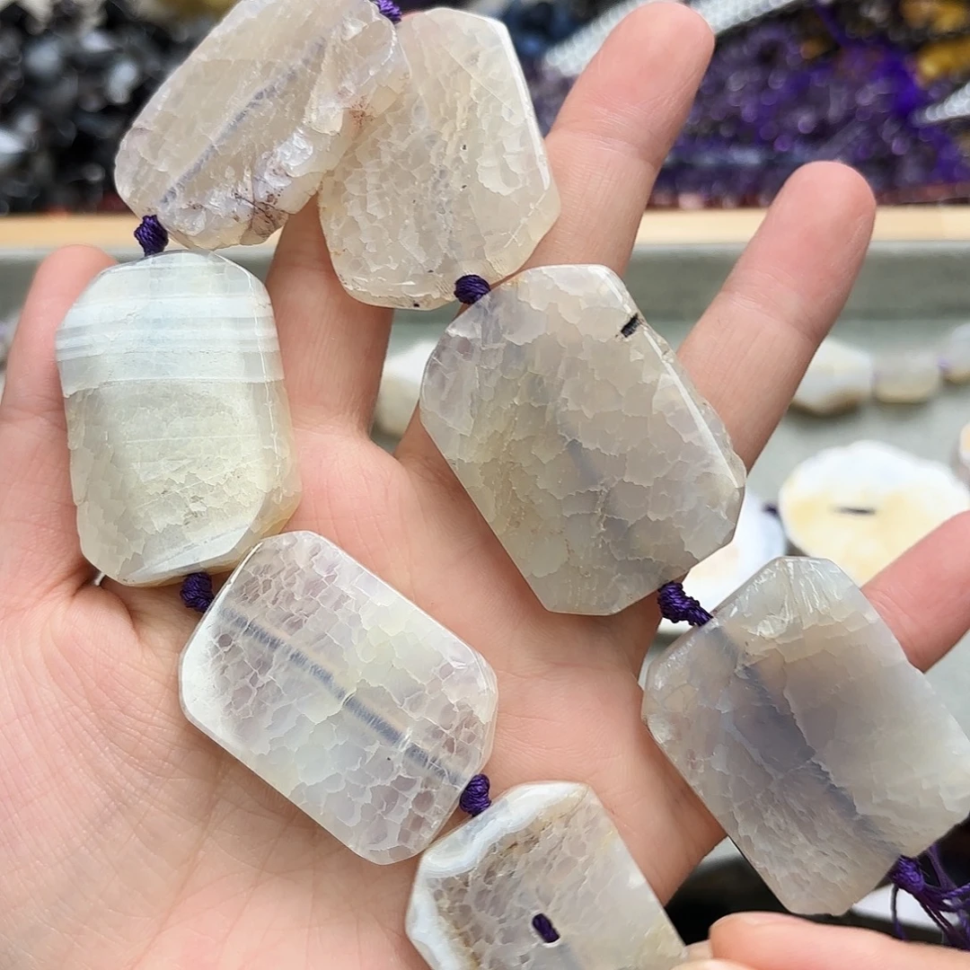 游***鱼玛瑙/玉髓未镶嵌珠宝半成品玛瑙