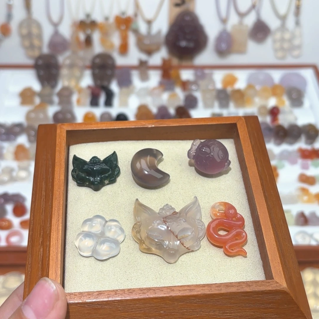 玛瑙/玉髓颈饰未镶嵌嘟*子