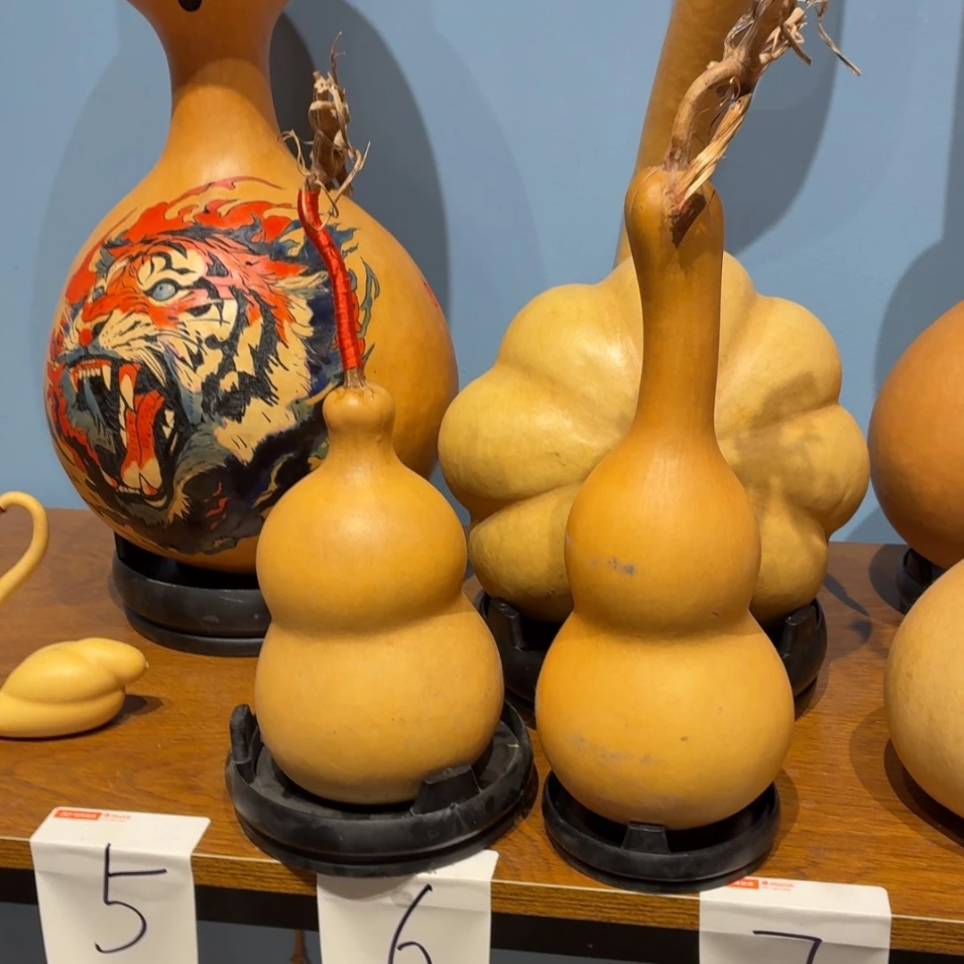 老*我在外面吃饭呢你