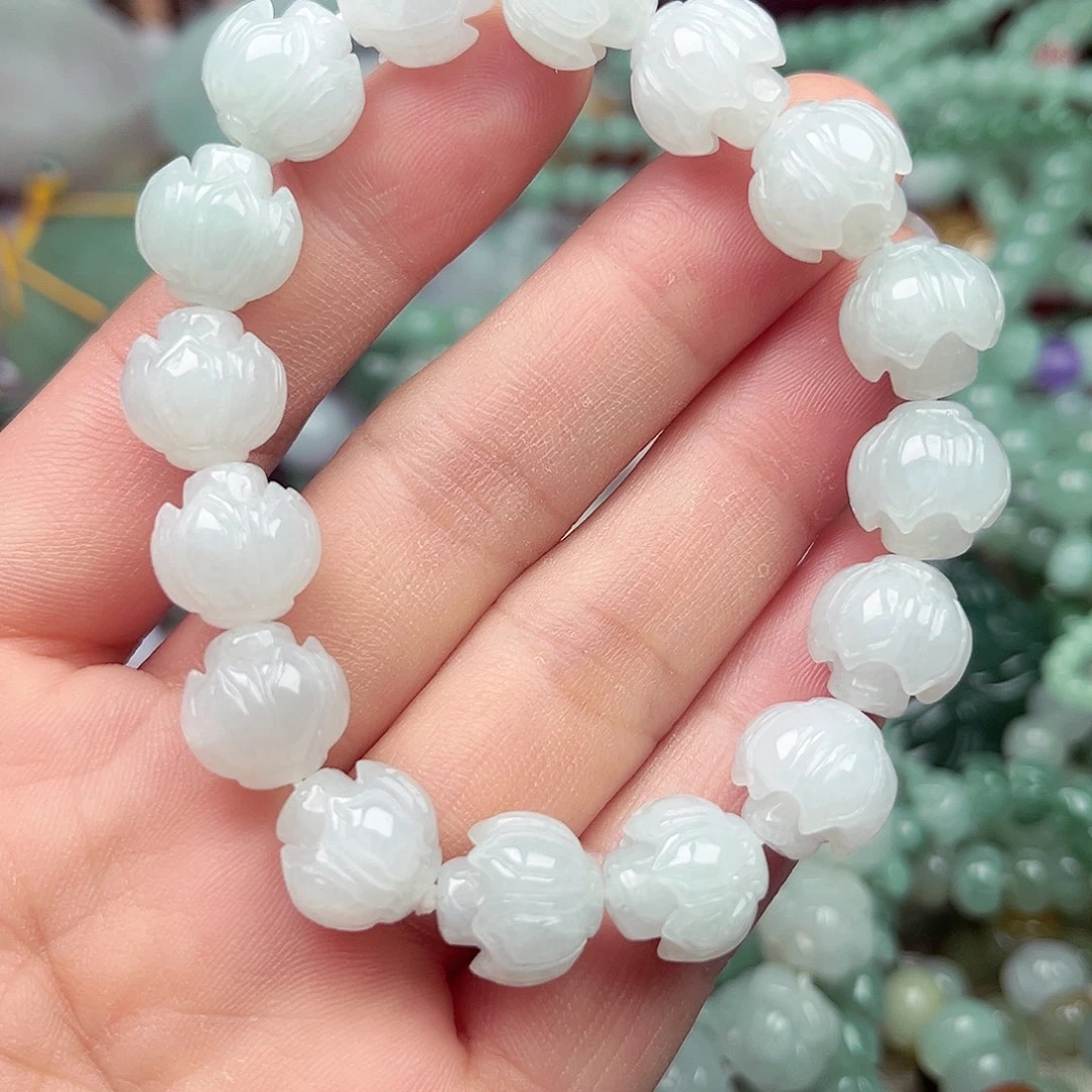 j***妮翡翠未镶嵌颈饰翡翠