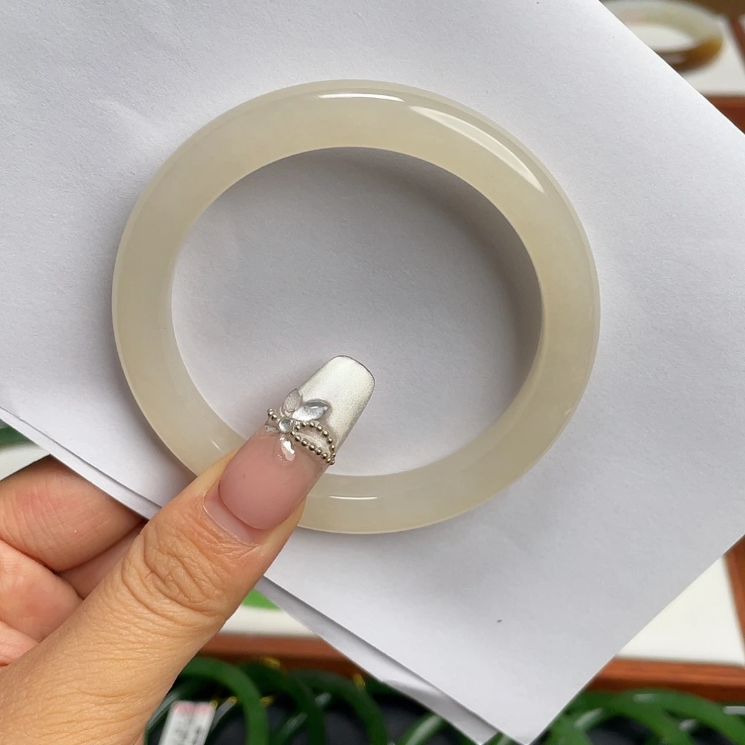 和田玉未镶嵌手镯56