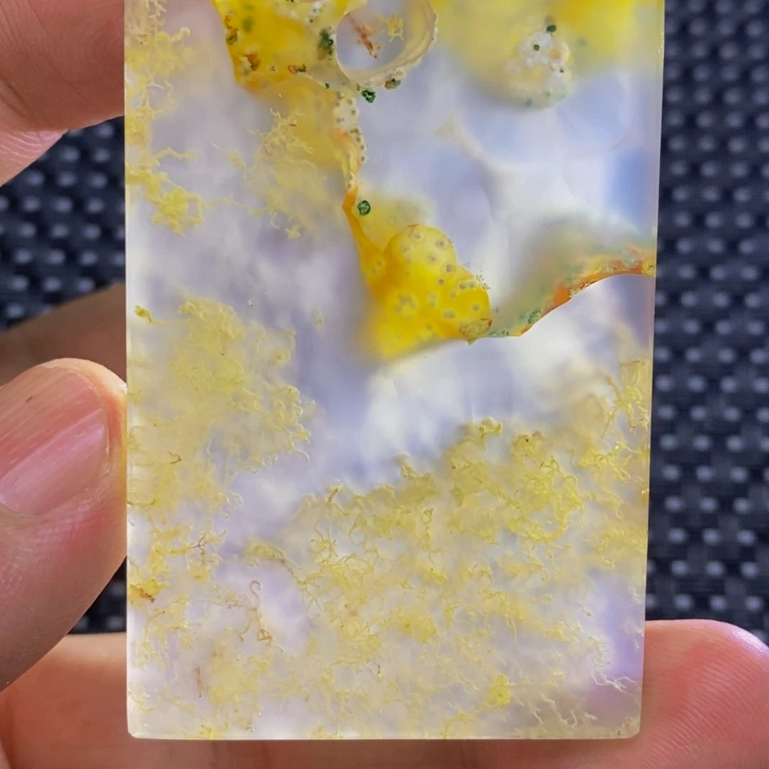 玛瑙/玉髓颈饰未镶嵌月