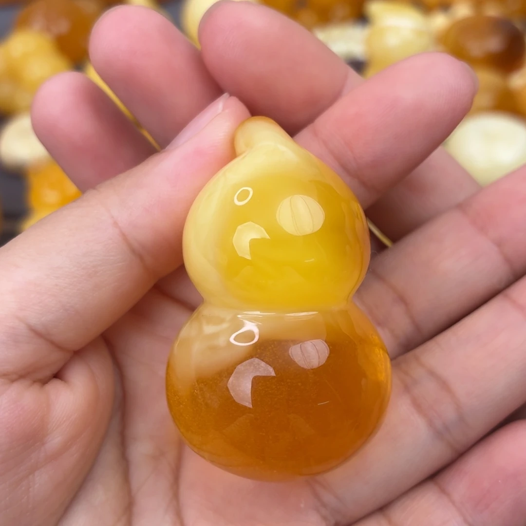 裸石琥珀未镶嵌金沙葫芦