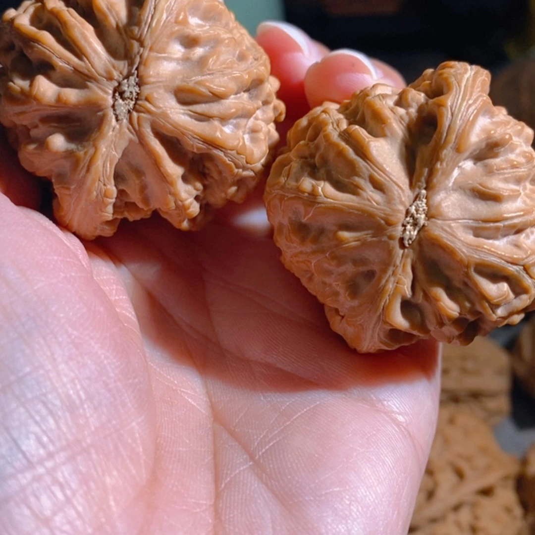 【闪购商品】吊坠文玩核桃瓜****瓜红锦鲤