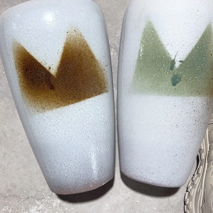 紫砂口径15高度29两只小瑕疵