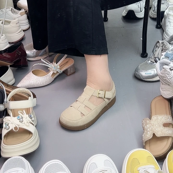 单鞋708524792杏色39码