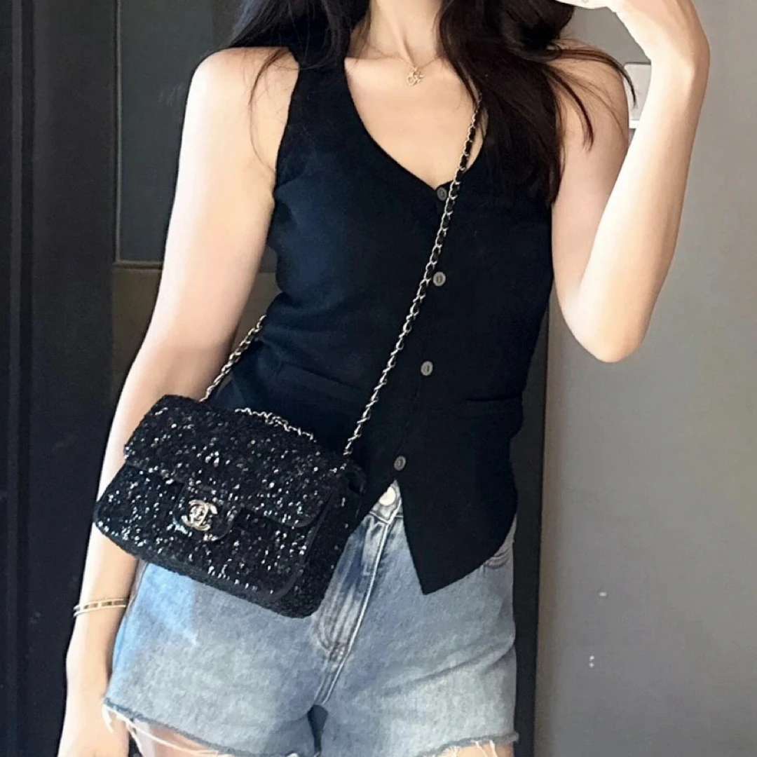 99新 Chanel/香奈儿 99新-限量款黑银亮片银扣CF 单肩斜挎包