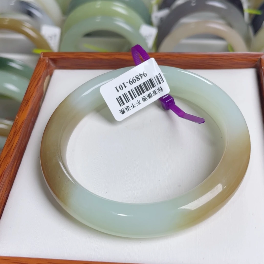 【闪购商品】和田玉手镯未镶嵌岁**好5556微结构糖花