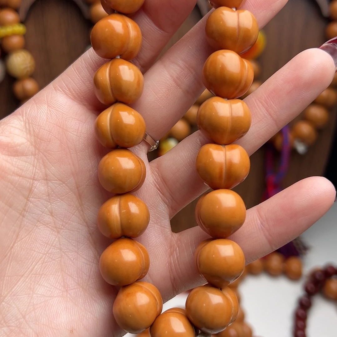 A***车猴头核桃吊坠屁桃