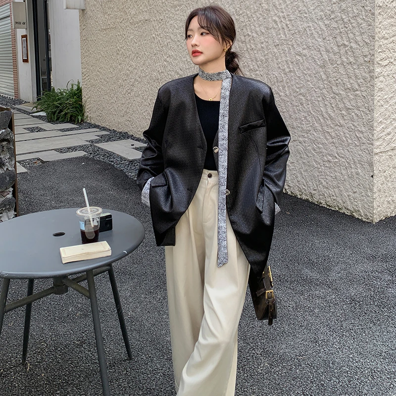 黑色飘带皮衣西装外套女秋季2025新款复古气质高级感V领pu皮西服