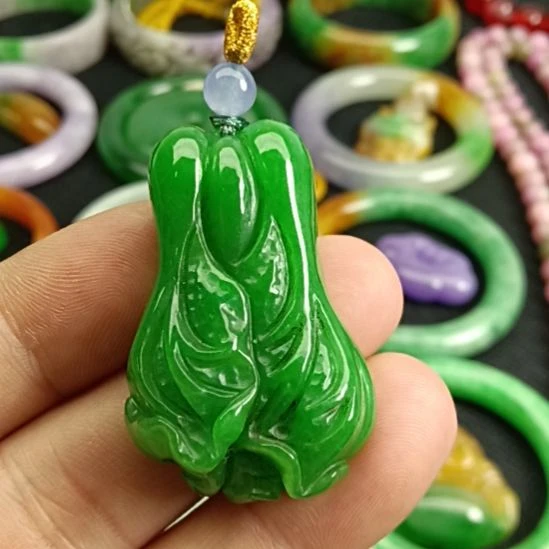 翡翠未镶嵌挂件翡翠