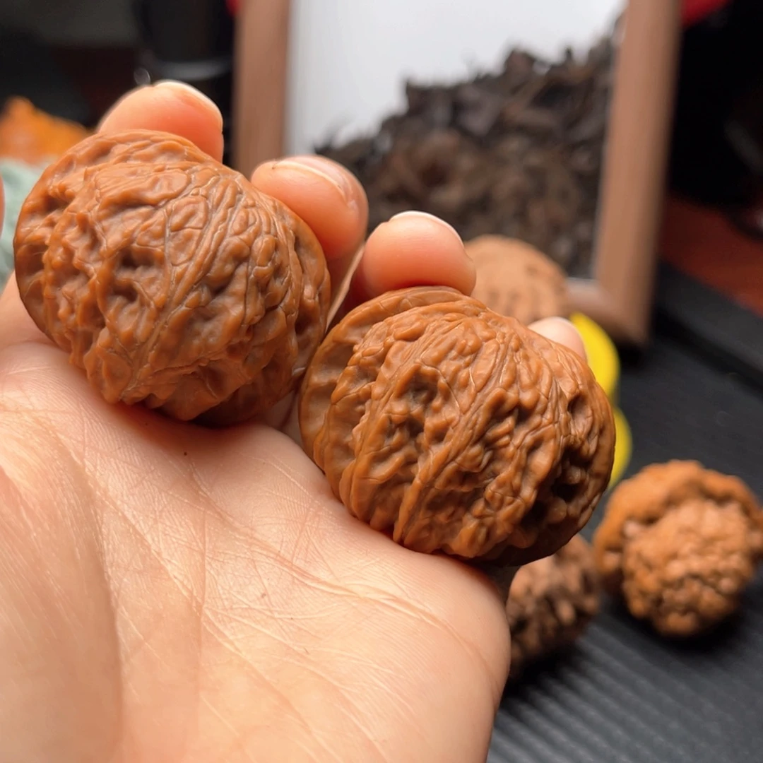 强***大吊坠文玩核桃39红皮正磨
