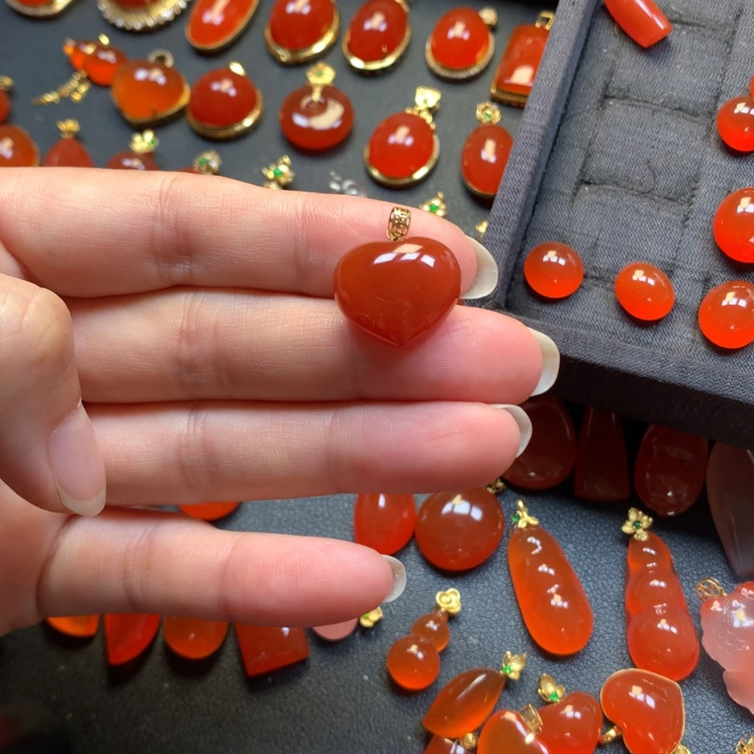 定制南红玛瑙未镶嵌