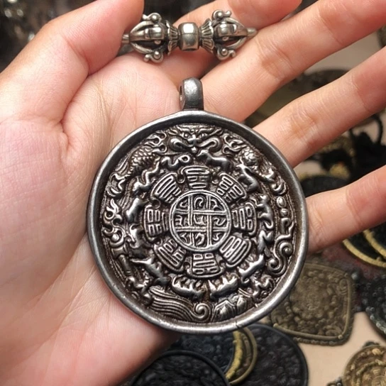 S***n铜聚艺阁家居工艺品