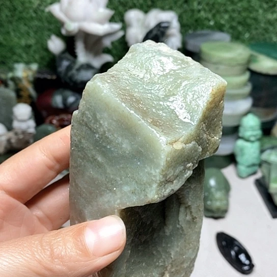 未镶嵌和田玉（糖玉）珠宝半成品