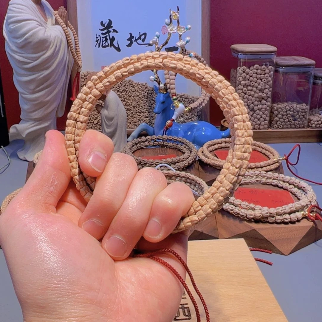 柏香籽/百香籽吊坠今***练
