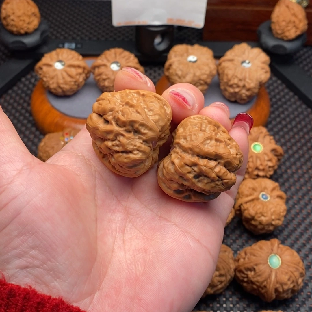 文玩核桃把件蛤蟆38边41肚