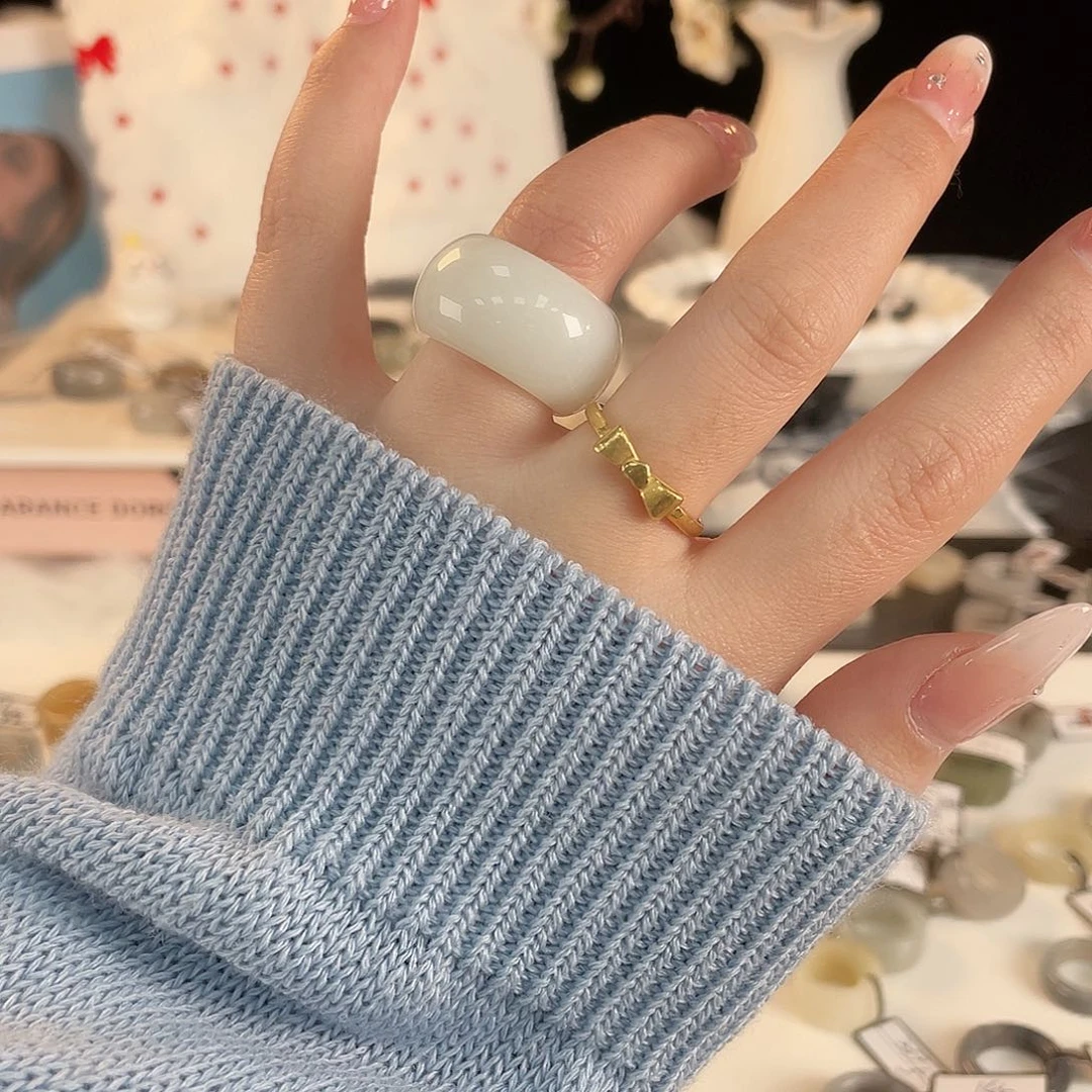 和田玉（糖玉）未镶嵌戒指t17俄白墩墩16.2不退换