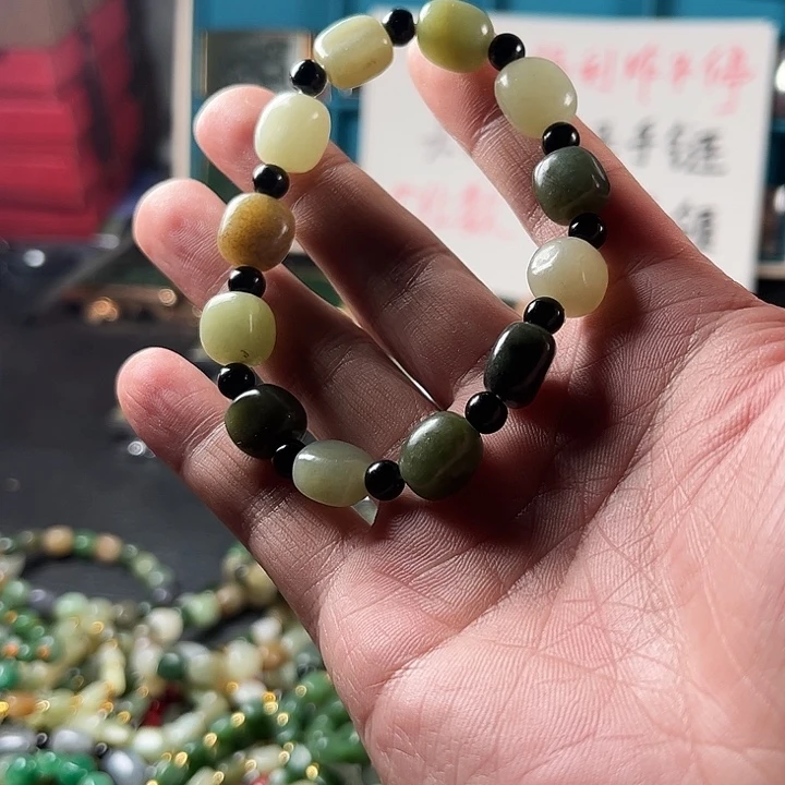 和田玉未镶嵌珠宝半成品