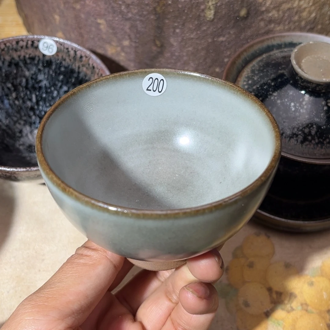 茶盏义兴龙窑坚持真柴烧