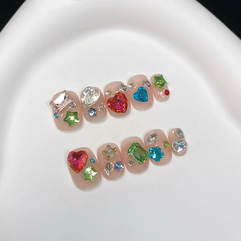 七彩宝石彩钻小猴子美甲爆闪设计高级感穿戴甲夏季小众成品可拆卸